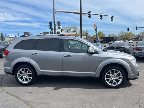 Used 2017 Dodge Journey GT w/ Flexible Seating Group image 10