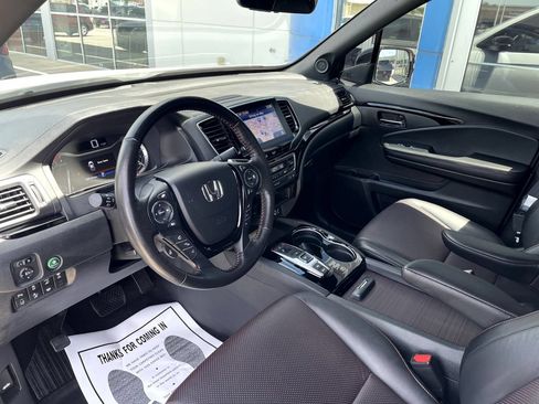 Certified 2023 Honda Ridgeline Black Edition image 12