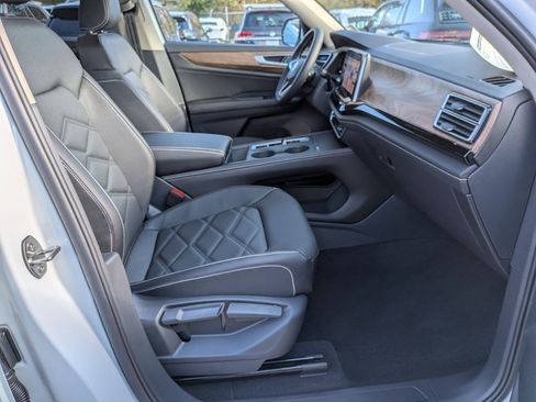 New 2026 Volkswagen Atlas SE image 36