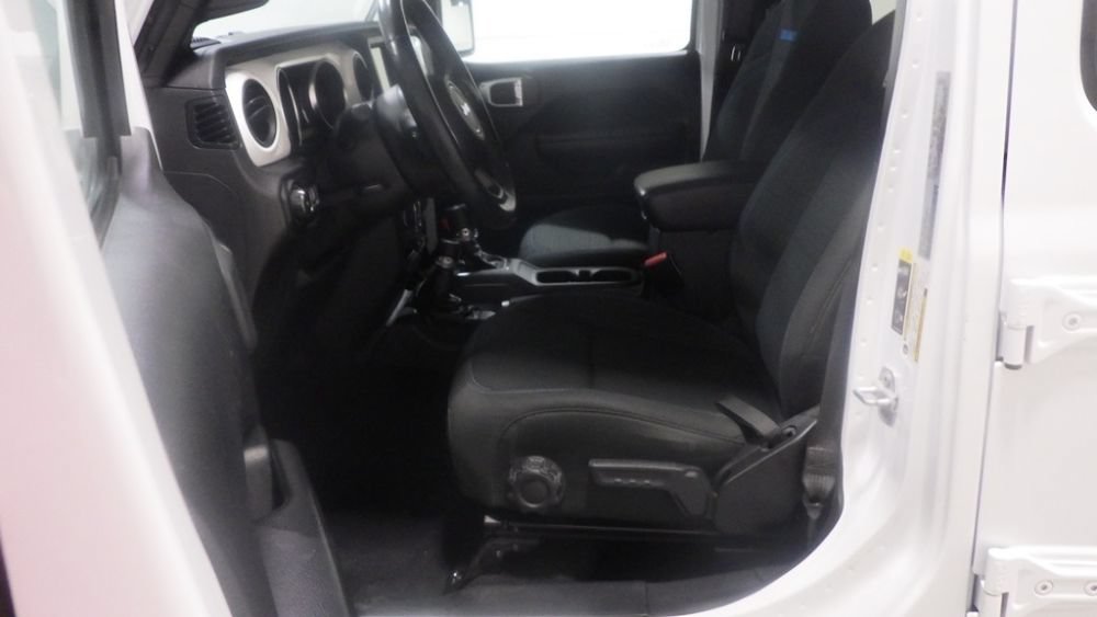 Used 2021 Jeep Wrangler Unlimited Sport AWD/4WD image 8