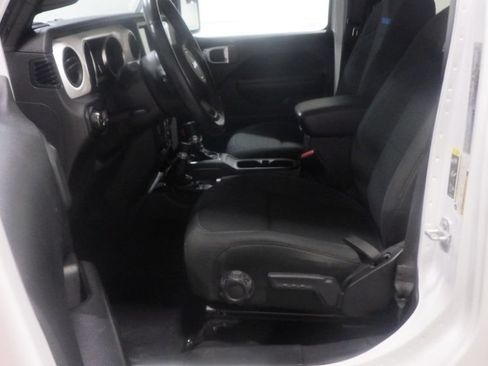 Used 2021 Jeep Wrangler Unlimited Sport AWD/4WD image 8
