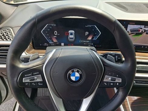 Used 2024 BMW X5 xDrive40i w/ Parking Assistance Package AWD/4WD image 19