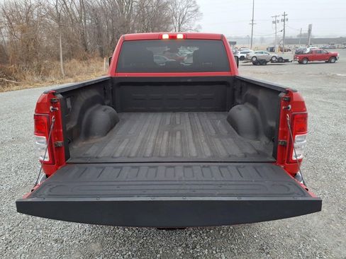 Used 2024 RAM 2500 Big Horn w/ Bed Utility Group image 10