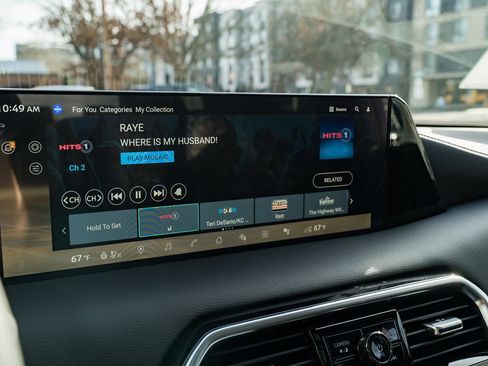 New 2026 Nissan Armada Platinum image 13