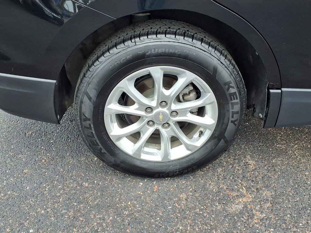 Used 2020 Chevrolet Equinox LT FWD image 10
