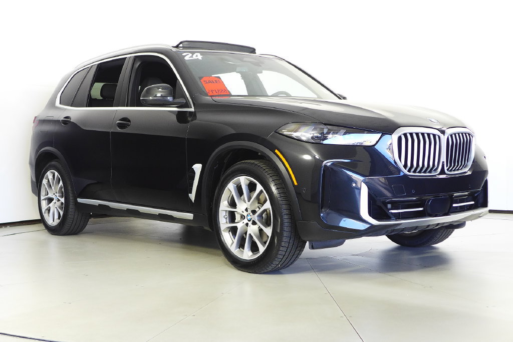 Used 2024 BMW X5 sDrive40i w/ Parking Assistance Package RWD image 4