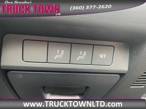 Used 2025 MAZDA CX-30 AWD 2.5 S w/ Preferred Package image 19