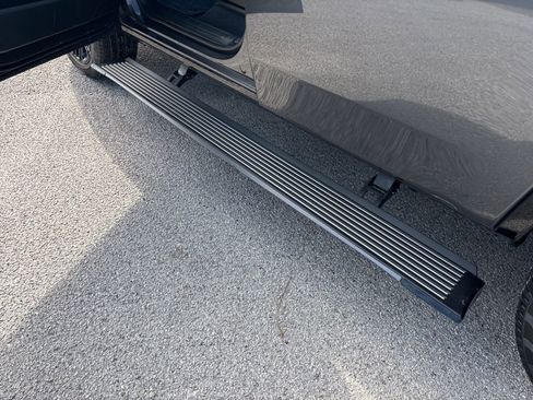 New 2026 Jeep Grand Wagoneer Limited image 9