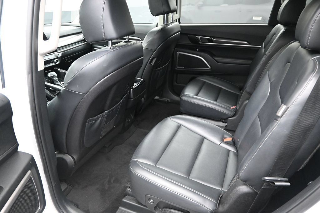 Used 2025 Kia Telluride S AWD/4WD image 21