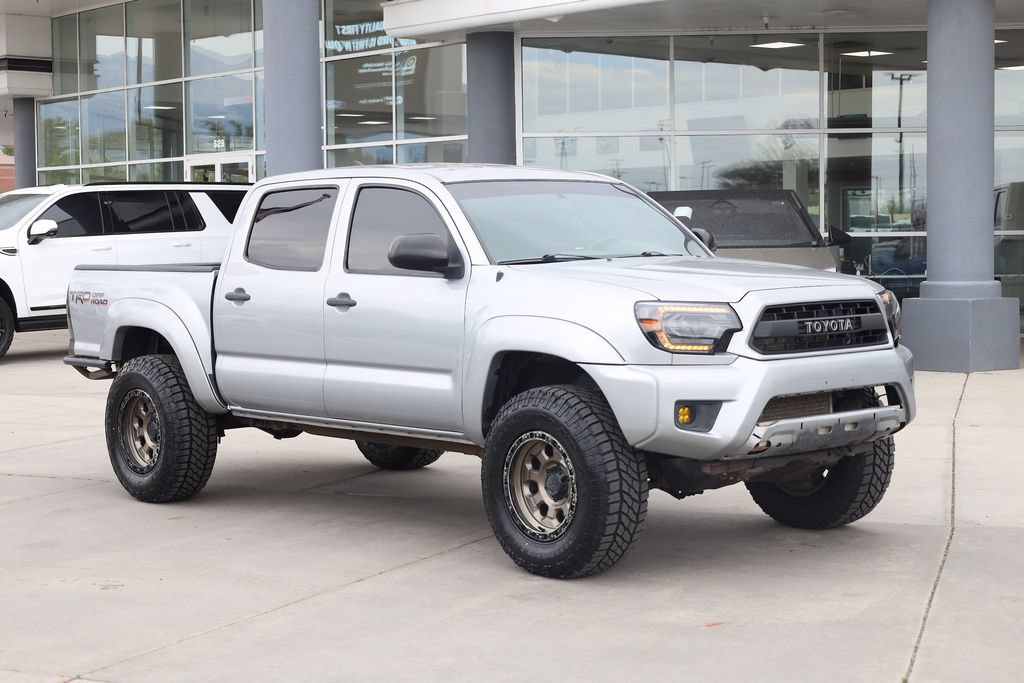 Used 2015 Toyota Tacoma 4x4 Double Cab w/ TRD Off-Road Package image 8