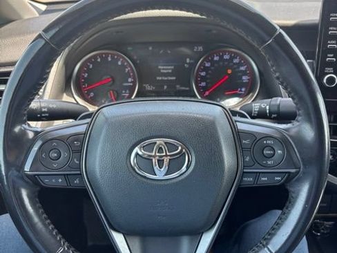 Used 2021 Toyota Camry XSE FWD image 7