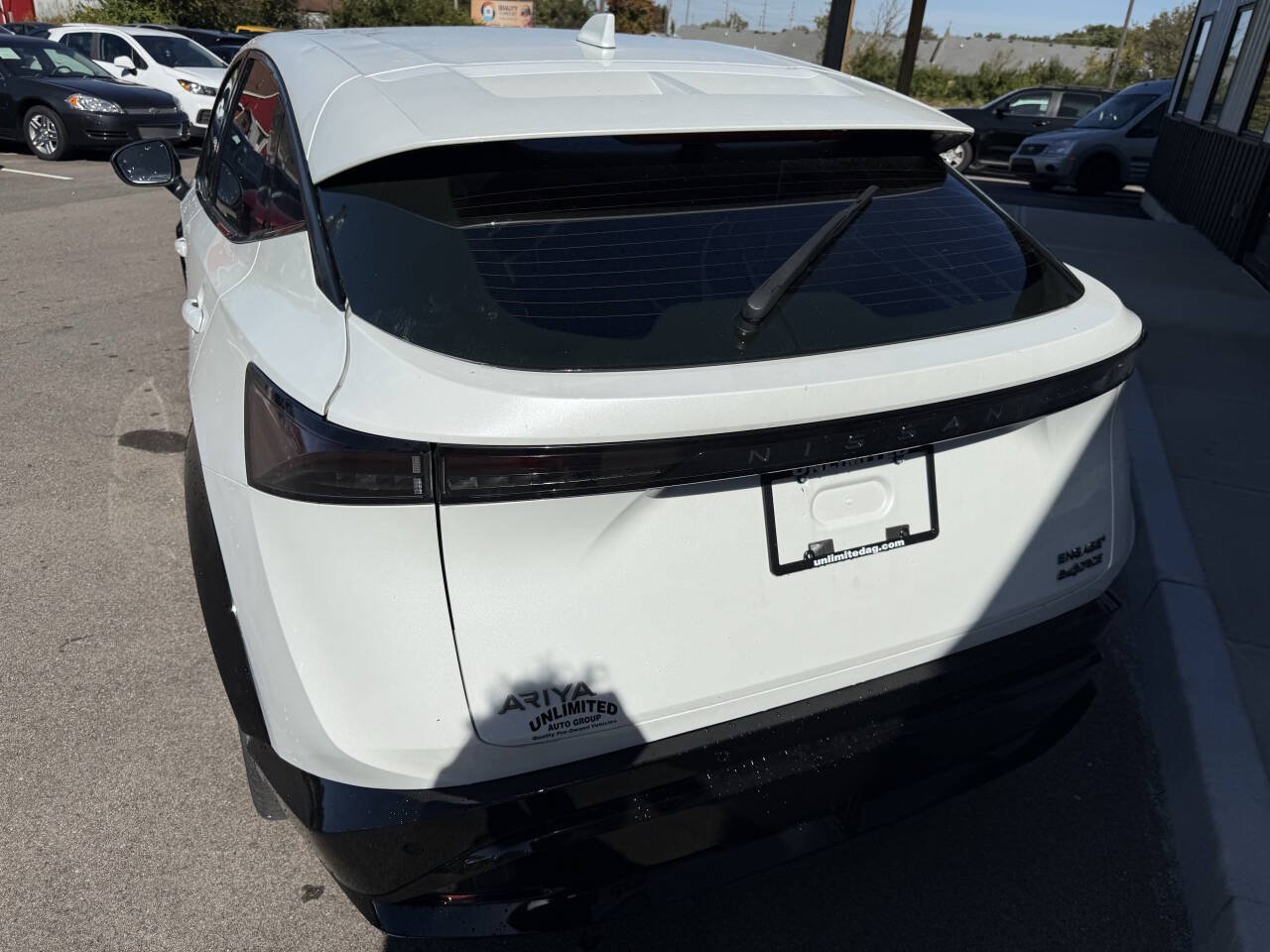 Used 2024 Nissan Ariya AWD image 10