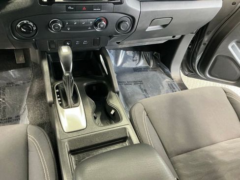 Used 2023 Nissan Frontier SV w/ Technology Package image 13