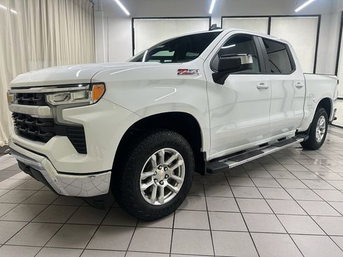 Certified 2025 Chevrolet Silverado 1500 LT image 14