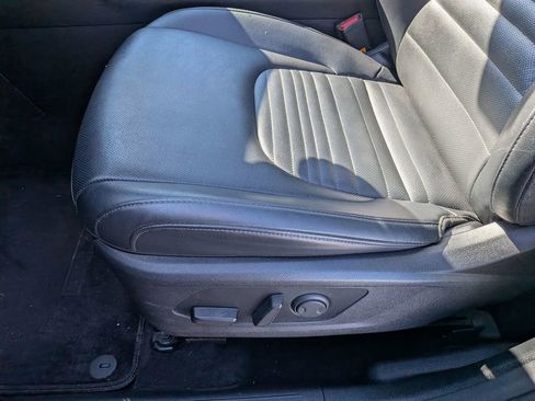 Used 2023 Kia Sportage SX image 14