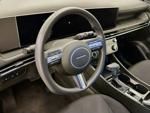 Used 2025 Hyundai Tucson SEL image 18