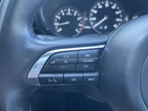 Used 2025 MAZDA MAZDA3 s FWD image 20