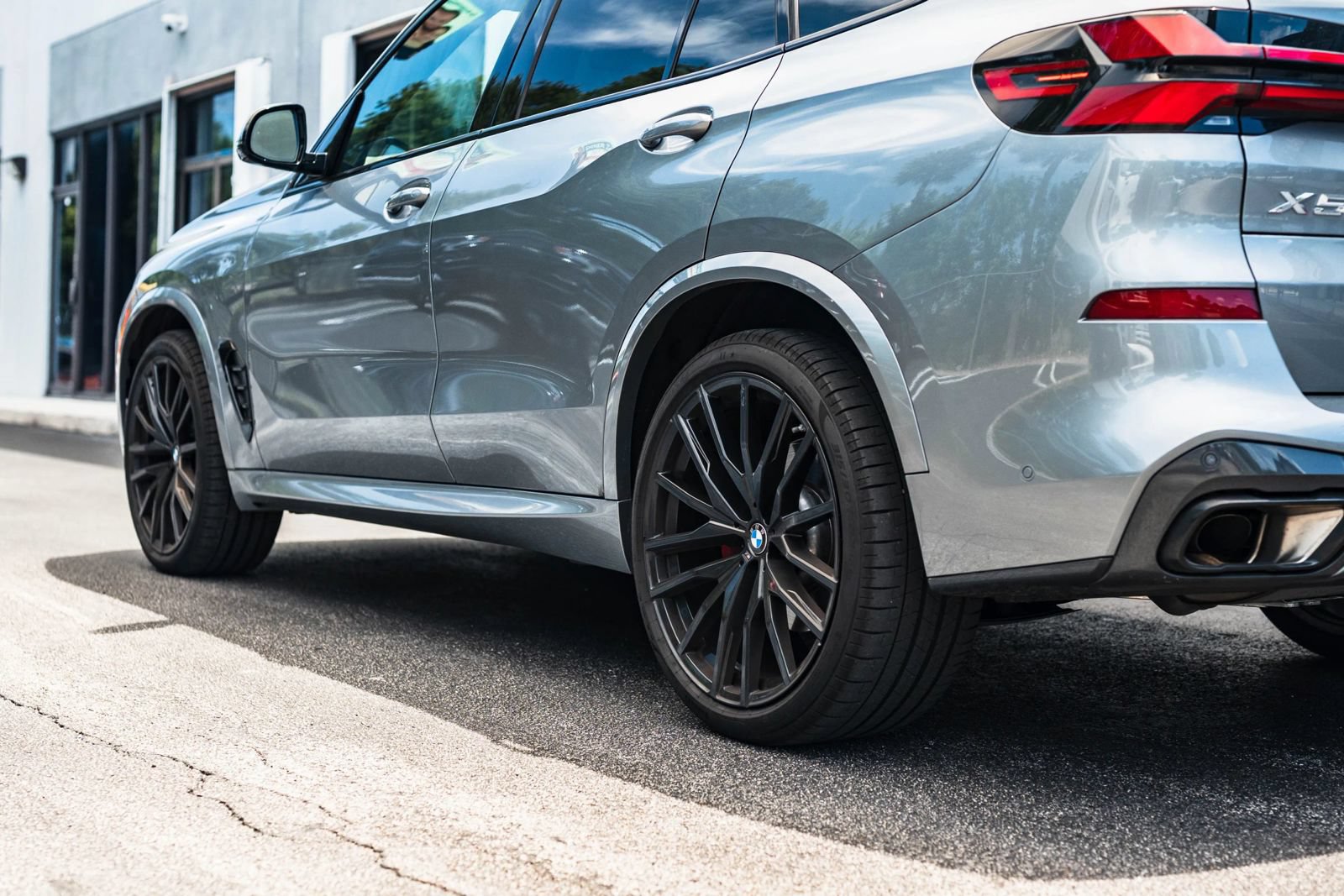 Used 2026 BMW X5 sDrive40i w/ M Sport Package RWD image 6
