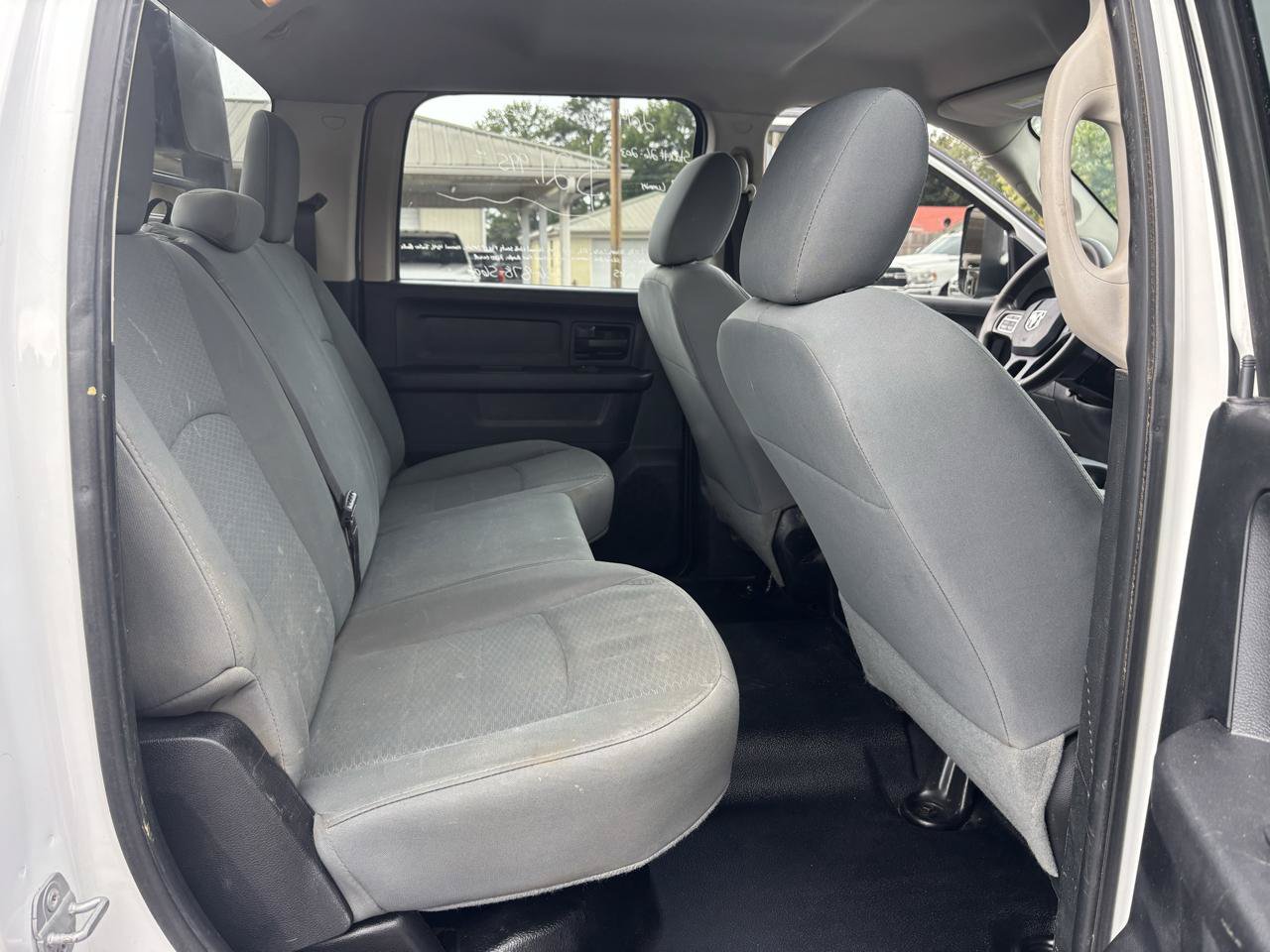 Used 2014 RAM 3500 Tradesman w/ Chrome Appearance Group AWD/4WD image 12