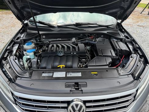 Used 2016 Volkswagen Passat 3.6 SEL Premium FWD image 48