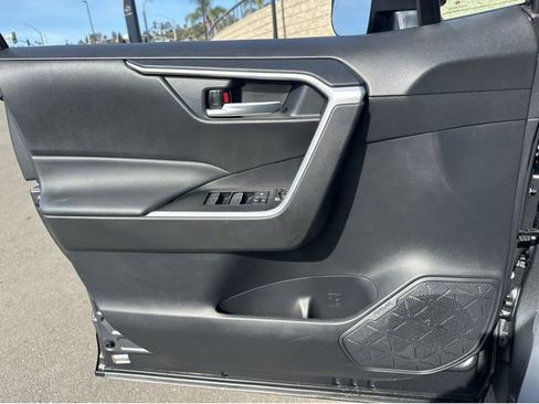 Used 2025 Toyota RAV4 XLE Premium image 12