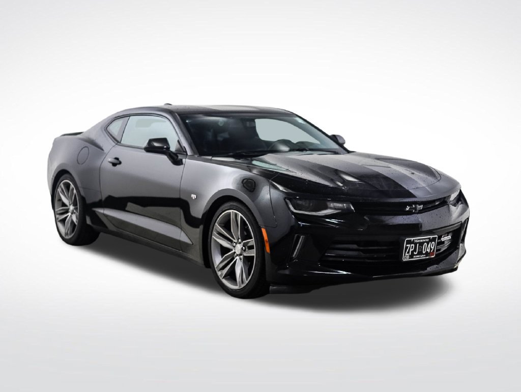 Used 2018 Chevrolet Camaro LT w/ RS Package RWD image 7