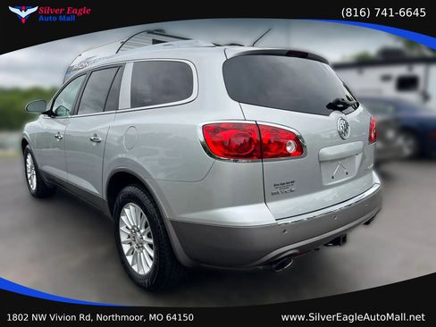 Used 2012 Buick Enclave Leather FWD image 6