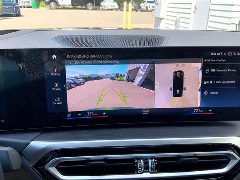 Used 2023 BMW i4 eDrive35 w/ Premium Package RWD image 24