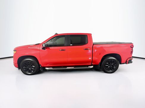 Used 2025 Chevrolet Silverado 1500 Custom RWD image 4