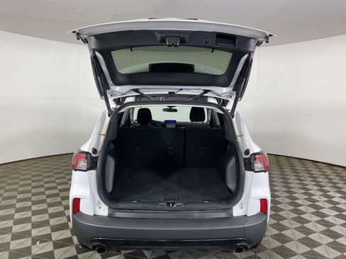 Used 2022 Ford Escape SE w/ SE Sport Appearance Package AWD/4WD image 9