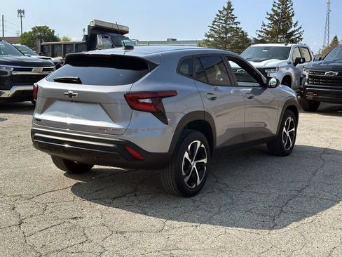 Certified 2024 Chevrolet Trax RS FWD image 7