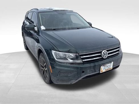 Used 2019 Volkswagen Tiguan SE image 6