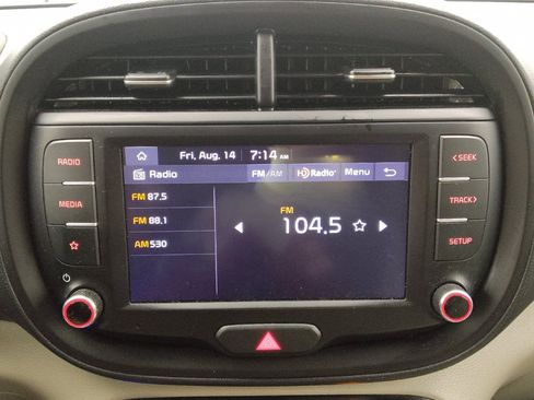 Used 2022 Kia Soul LX w/ Technology Package FWD image 25