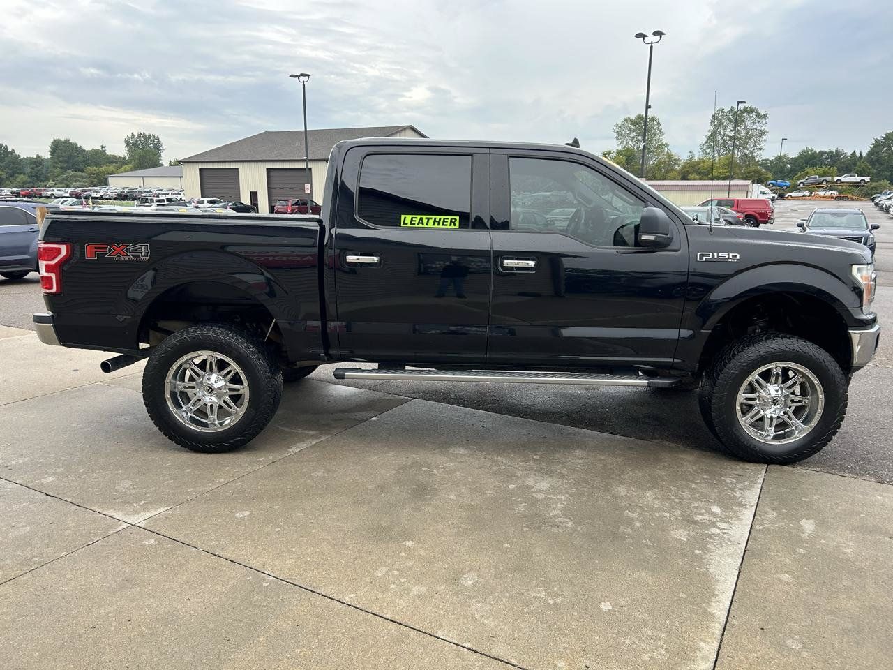 Used 2019 Ford F150 XLT w/ Equipment Group 302A Luxury AWD/4WD image 4