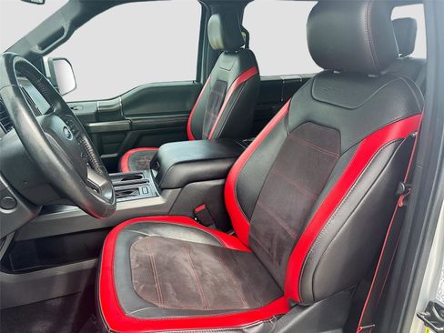 Used 2017 Ford F150 Lariat image 24