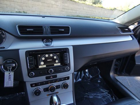 Used 2014 Volkswagen CC Sport image 61