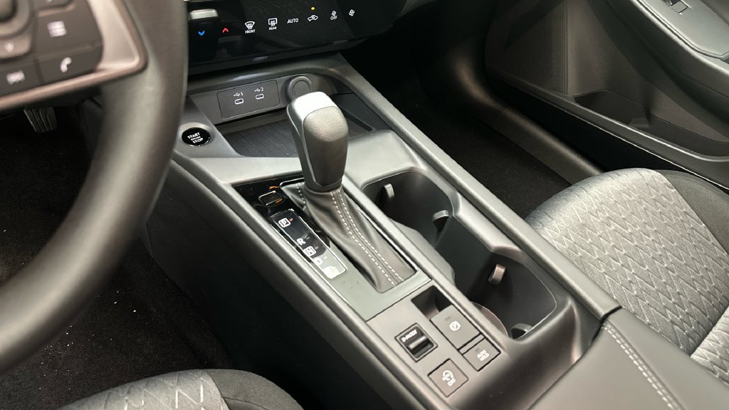 New 2027 Nissan Sentra SV w/ Floor Mat Package FWD image 13