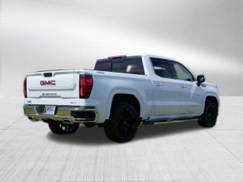 Used 2026 GMC Sierra 1500 SLT w/ SLT Convenience Package image 3