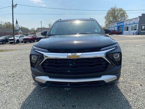 New 2026 Chevrolet TrailBlazer LT w/ LPO, Blackout Package FWD image 8