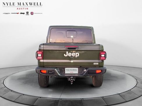 Used 2022 Jeep Gladiator Overland w/ Popular Equipment Package image 15