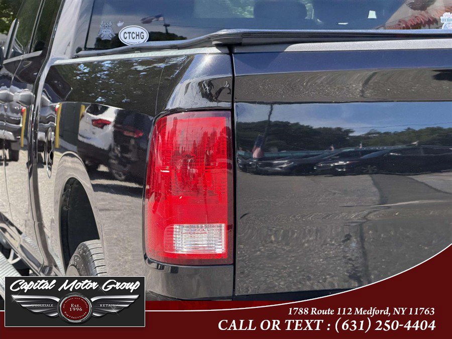 Used 2018 RAM 1500 Express AWD/4WD image 10