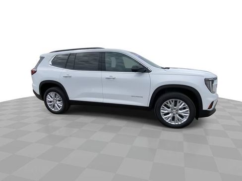 Used 2026 GMC Acadia Elevation w/ Elevation Premium Package FWD image 3