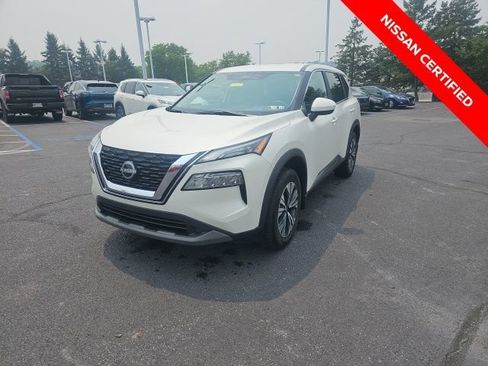 Certified 2023 Nissan Rogue SV AWD/4WD image 4