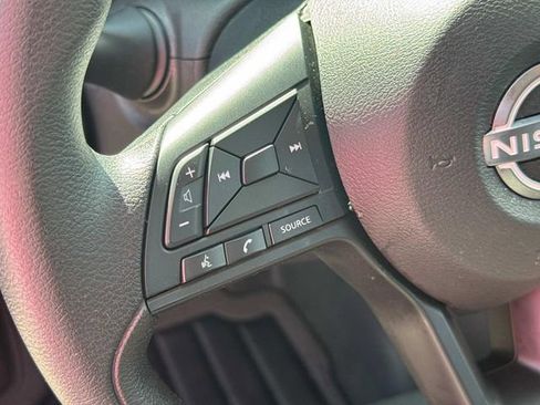 Certified 2025 Nissan Kicks Play S image 29