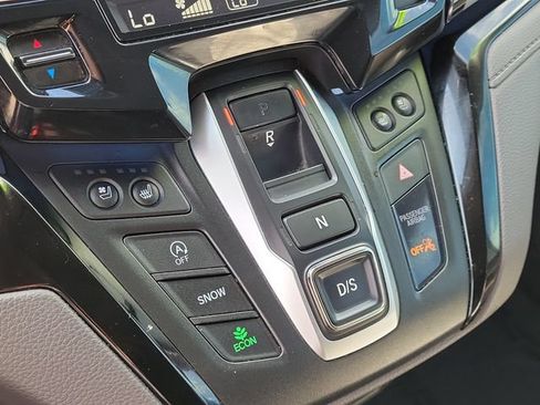 Used 2018 Honda Odyssey Elite image 27