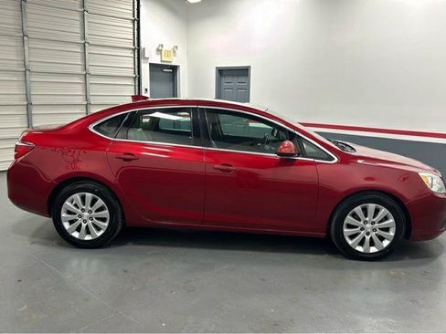 Used 2016 Buick Verano w/ Comfort Package FWD image 4