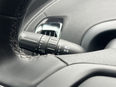 New 2025 Ford Expedition Platinum w/ Stealth Performance Package image 11