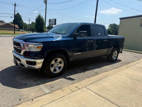 Used 2023 RAM 1500 Big Horn AWD/4WD image 4