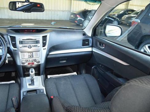 Used 2010 Subaru Outback 2.5i Premium w/ Protection Package 1A image 41