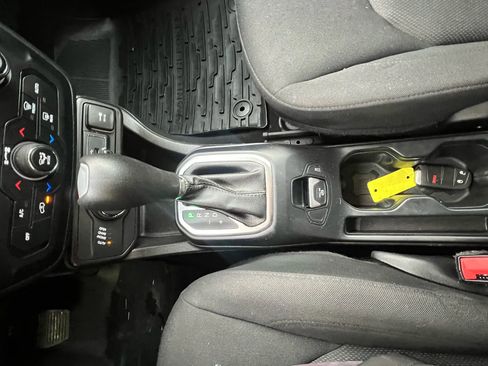 Used 2021 Jeep Renegade Sport AWD/4WD image 21